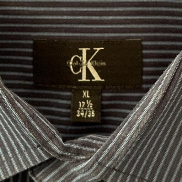 Calvin Klein Men's 100% Cotton Pin Stripe Long Sleeve Dress Shirt - Picture 3 of 4